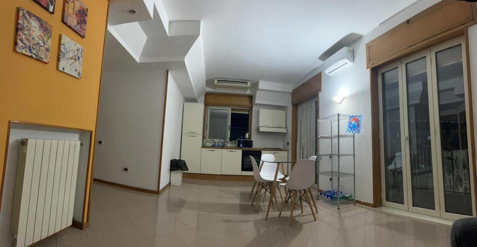 Easyhomeinnaples 3*